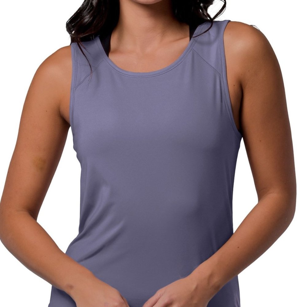 90 Degree By Reflex Tank Size M BNWT